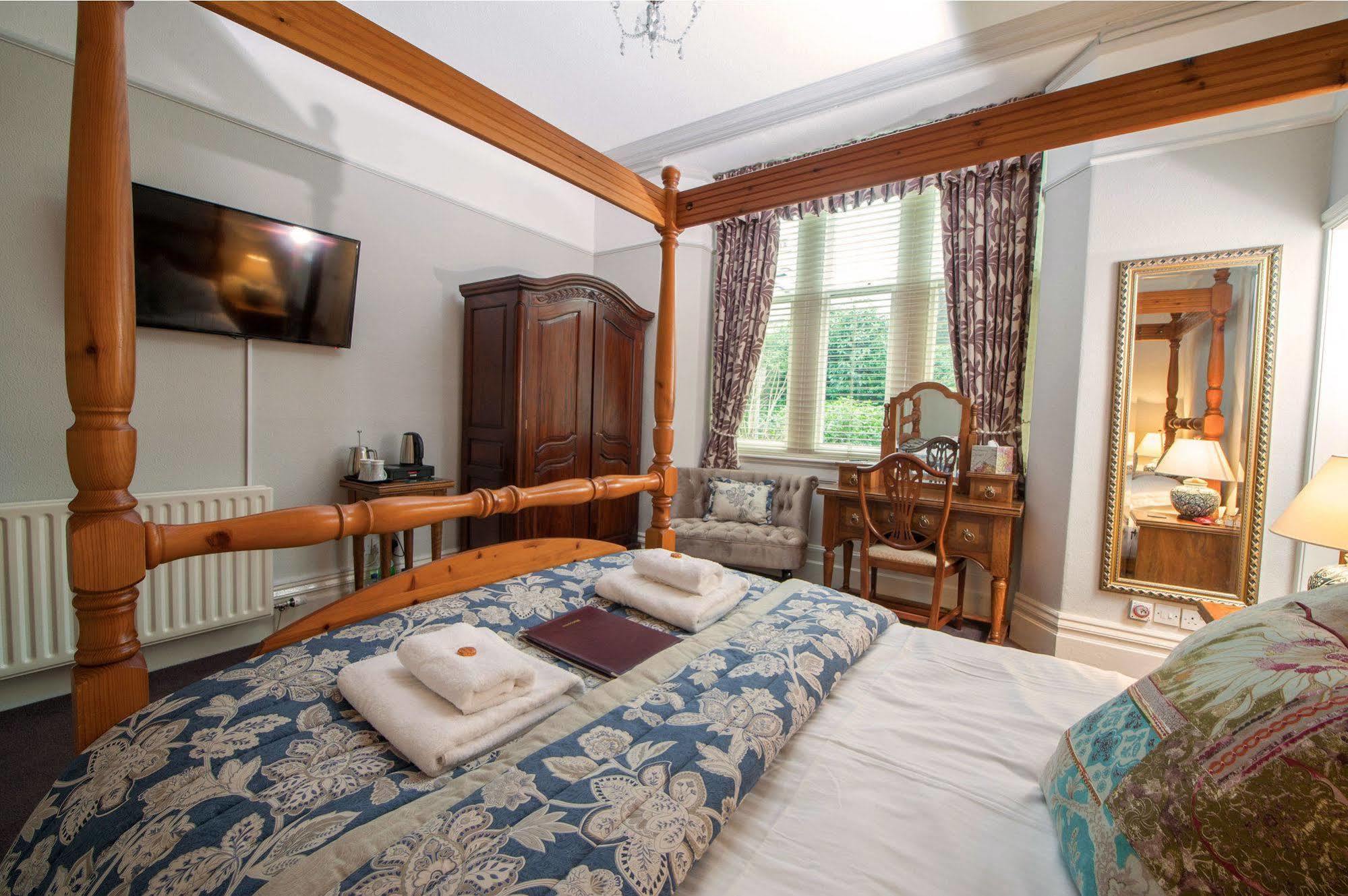 Chestnuts Guest House (Adults Only) ウィンダミア エクステリア 写真